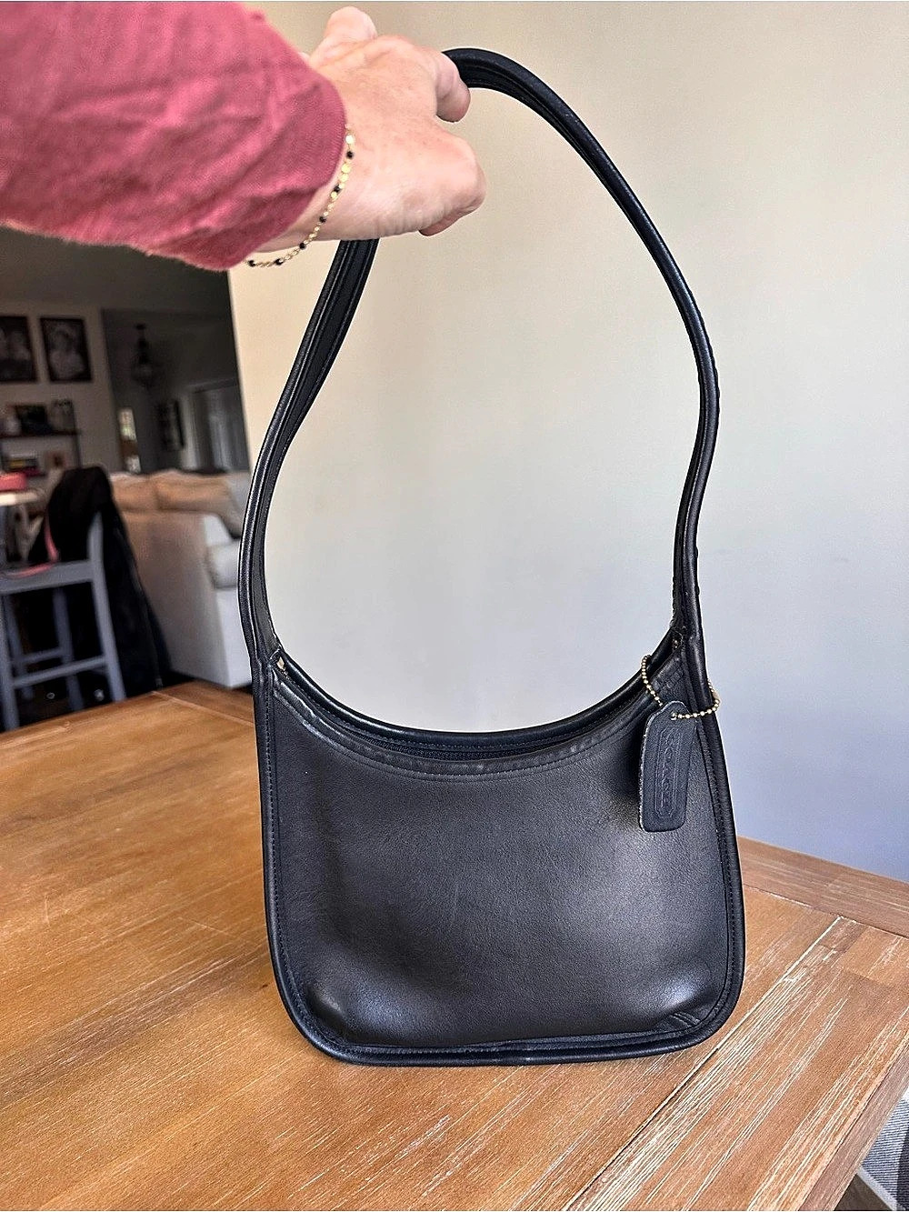 Coach Vintage IN MINT CONDITION Ergo Mini Hobo Bag (Style 9027) ) Black Shoulder